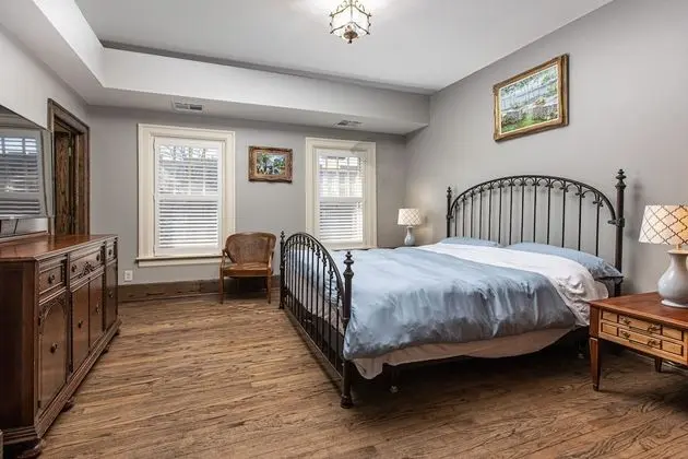 Lavender Room