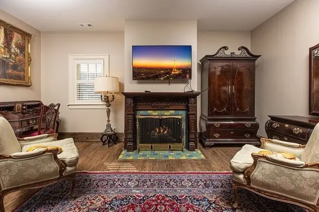 Rose Room