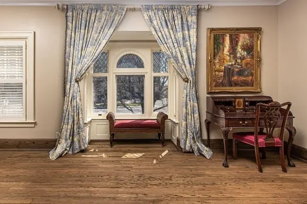 Rose Room