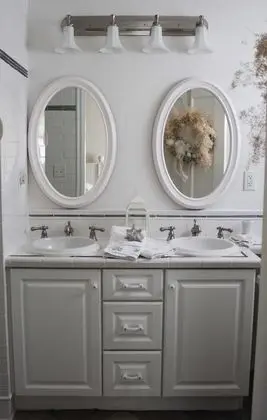 Luxury Süit, 1 En Büyük (King) Boy Yatak, Özel Banyo, Zemin Kat