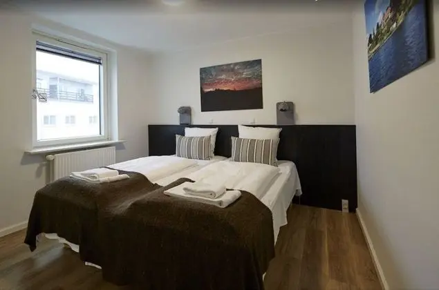 Basic Tek Büyük Yataklı Oda