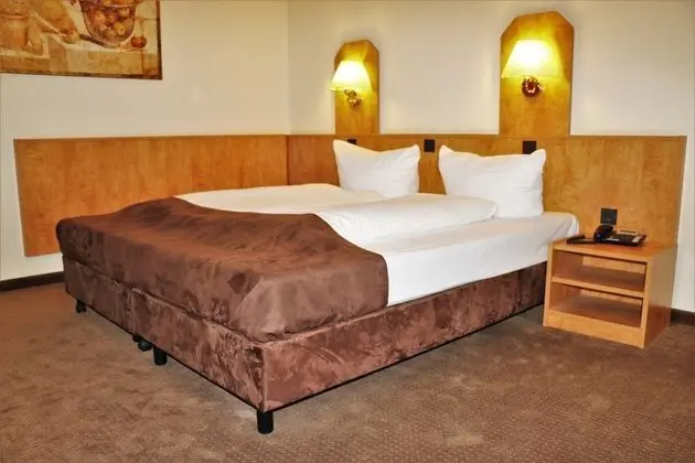 Comfort Tek Büyük Yataklı Oda