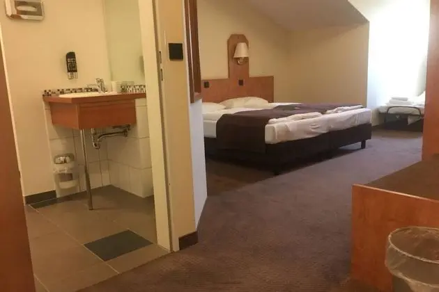 Comfort Tek Büyük Yataklı Oda