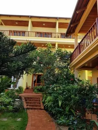 Bungalov, Bahçe Manzaralı