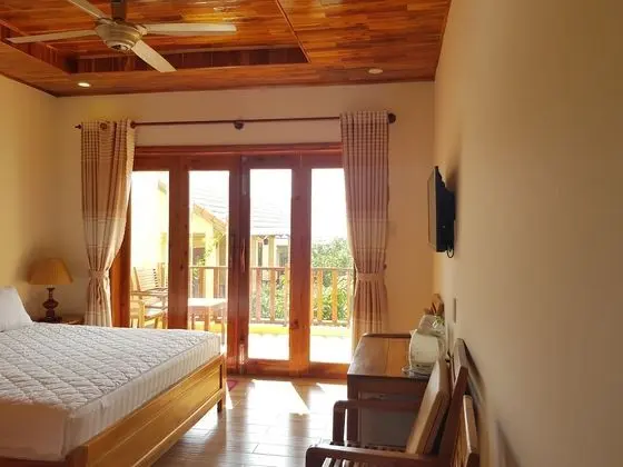 Deluxe Tek Büyük Yataklı Oda, Bahçe Manzaralı