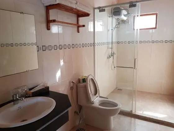 Deluxe Tek Büyük Yataklı Oda, Bahçe Manzaralı