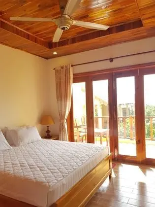 Deluxe Tek Büyük Yataklı Oda, Bahçe Manzaralı