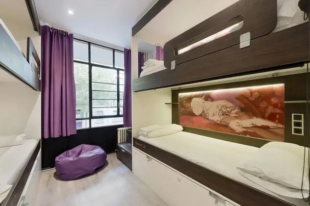 Ortak Ranzalı Oda, Sadece kadınlar için (4 beds)