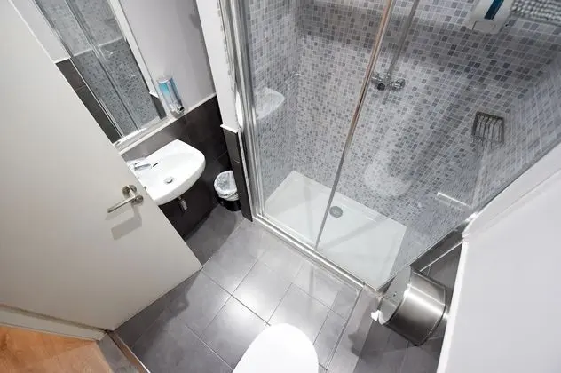 Ortak Ranzalı Oda, Sadece kadınlar için (4 beds)