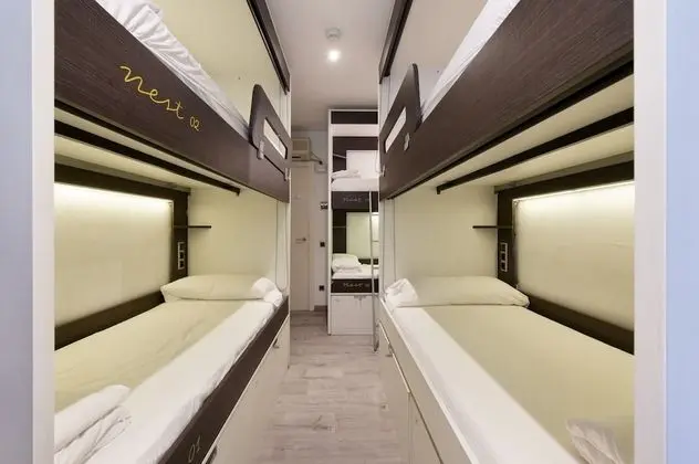 Ortak Ranzalı Oda, Sadece kadınlar için (6 beds)