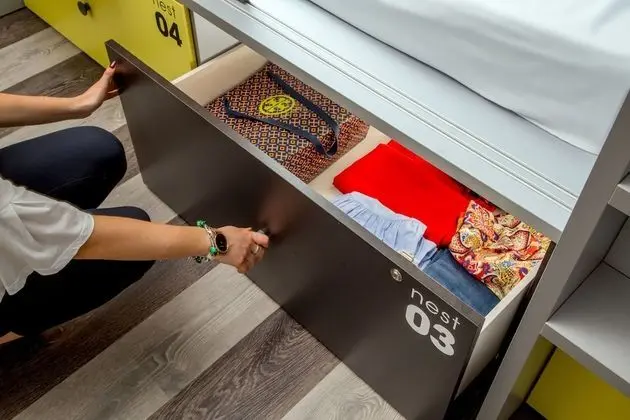 Ortak Ranzalı Oda, Birden Çok Yatak (Bed in 4-Bed Female Dormitory Room)