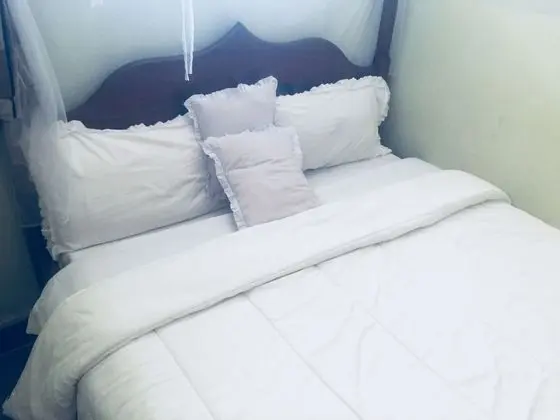 Economy Tek Büyük Yataklı Oda, Ortak Banyo