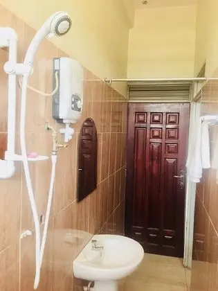 Economy Tek Büyük Yataklı Oda, Ortak Banyo
