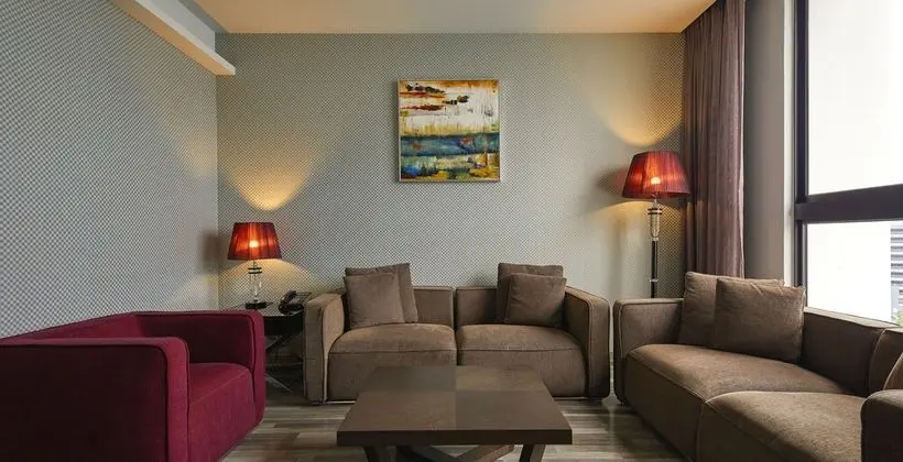 Executive Tek Büyük Yataklı Oda