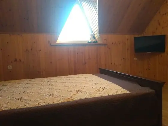 Standard Tek Büyük veya İki Ayrı Yataklı Oda, Ortak Banyo