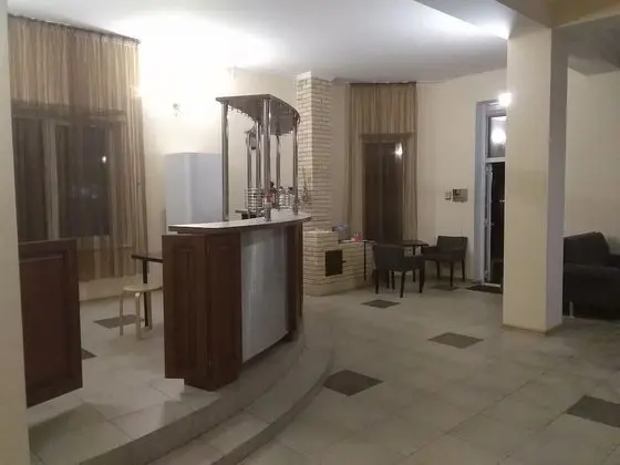Standard Tek Büyük veya İki Ayrı Yataklı Oda, Ortak Banyo