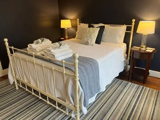 Tek Büyük Yataklı Oda, 1 Büyük (Queen) Boy Yatak, Sigara İçilmez