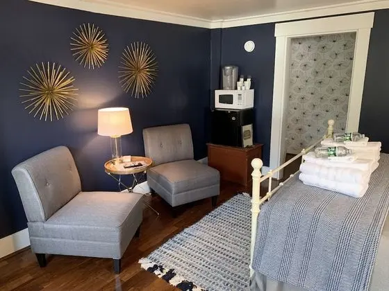 Tek Büyük Yataklı Oda, 1 Büyük (Queen) Boy Yatak, Sigara İçilmez