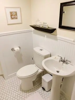 Tek Büyük Yataklı Oda, 1 Büyük (Queen) Boy Yatak, Sigara İçilmez