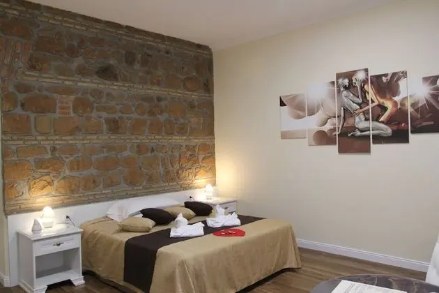 Tek Büyük Yataklı Oda