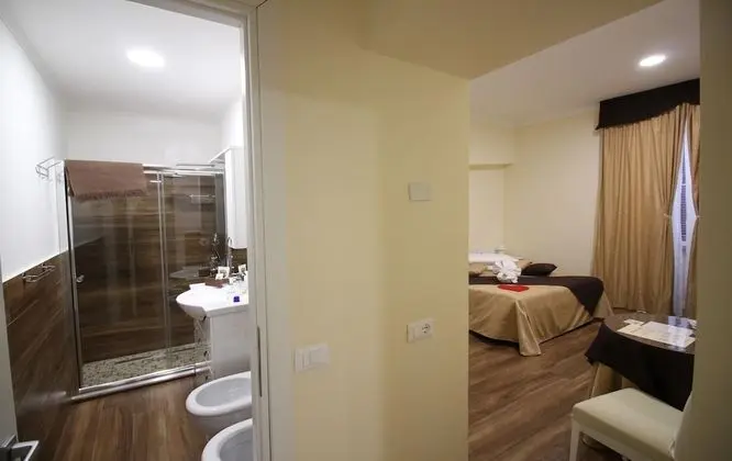 Tek Büyük Yataklı Oda