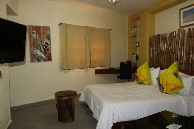 Deluxe Oda, Sigara İçilmez