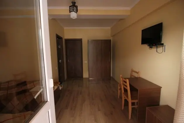 Tek Büyük Yataklı Oda, Balkon