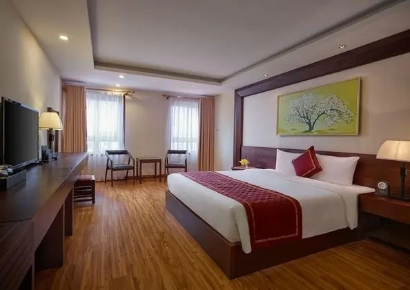 Deluxe Tek Büyük Yataklı Oda