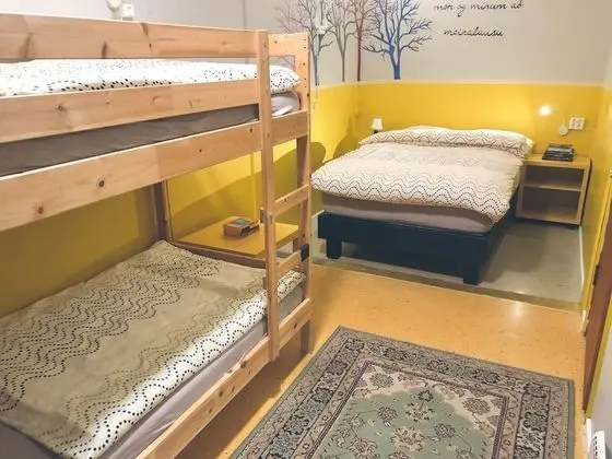Basic Dört Kişilik Oda, Ortak Banyo