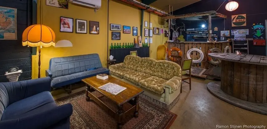 Basic Ortak Ranzalı Oda, Dağ Manzaralı (The Time Machine)
