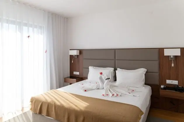 Tek Büyük Yataklı Oda