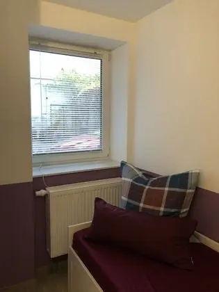 Tek Kişilik Oda, Küçük Mutfak