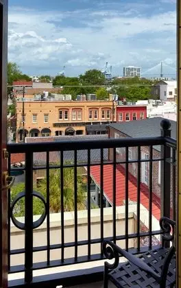 Grand Süit, Balkon (Market View)