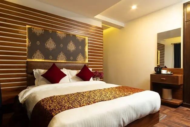 Comfort Tek Büyük Yataklı Oda, Bahçe Manzaralı