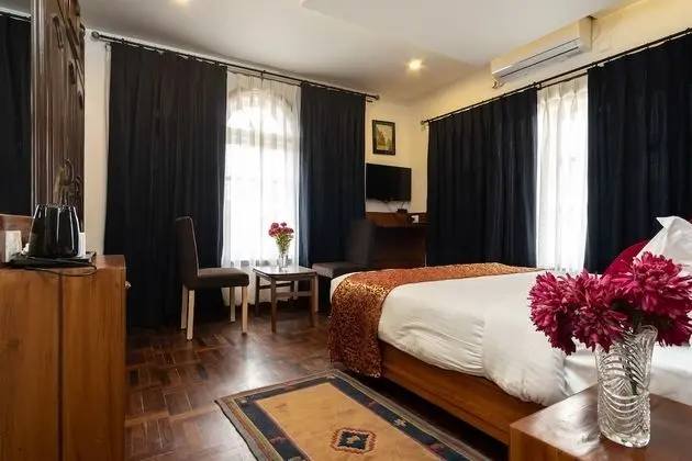 Comfort Tek Büyük Yataklı Oda, Bahçe Manzaralı