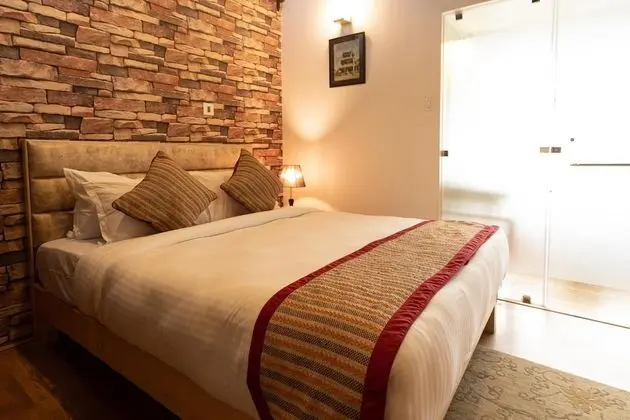 Comfort Tek Büyük Yataklı Oda, Bahçe Manzaralı