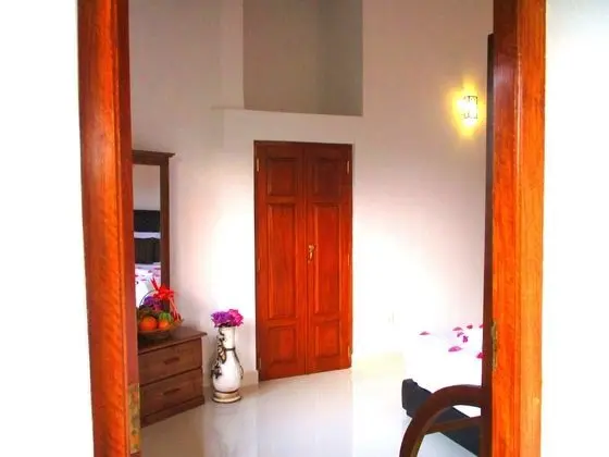 Deluxe Tek Büyük Yataklı Oda, 1 Çift Kişilik Yatak, Ortak Banyo, Bahçe Manzaralı