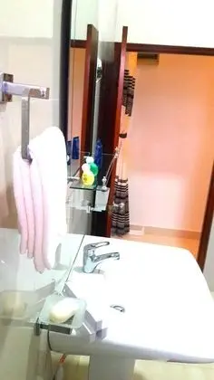 Deluxe Tek Büyük Yataklı Oda, 1 Çift Kişilik Yatak, Ortak Banyo, Bahçe Manzaralı
