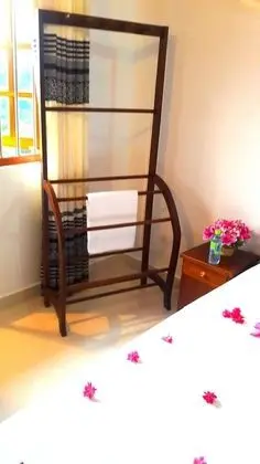 Standard Tek Büyük Yataklı Oda, 1 Çift Kişilik Yatak, Ortak Banyo, Bahçe Manzaralı