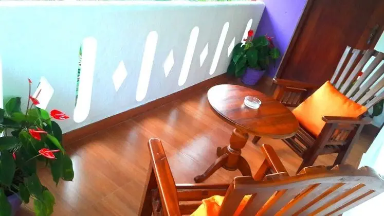 Standard Tek Büyük Yataklı Oda, 1 Çift Kişilik Yatak, Ortak Banyo, Bahçe Manzaralı