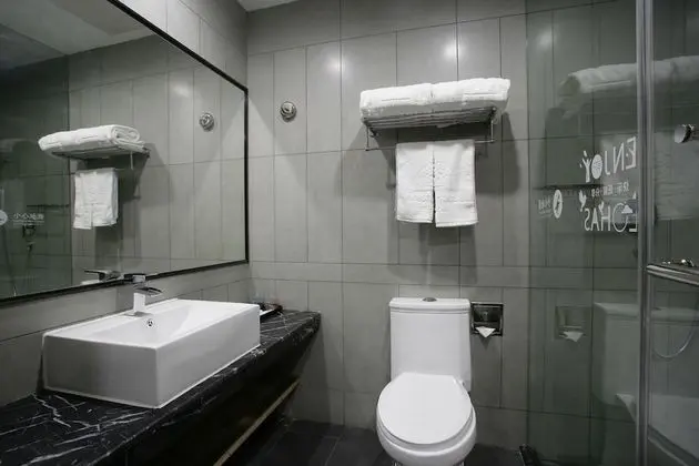 Classic Tek Büyük Yataklı Oda