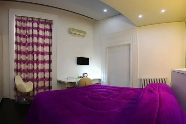 Comfort Büyük Yataklı Tek Kişilik Oda