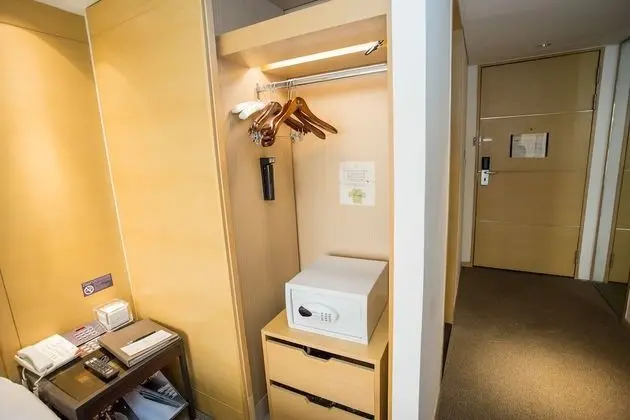 Economy İki Ayrı Yataklı Oda, 2 Tek Kişilik Yatak (Shower Only)