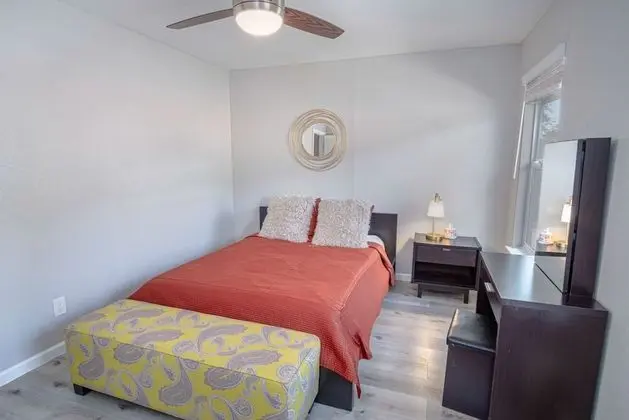 Ev (3 Bedrooms)