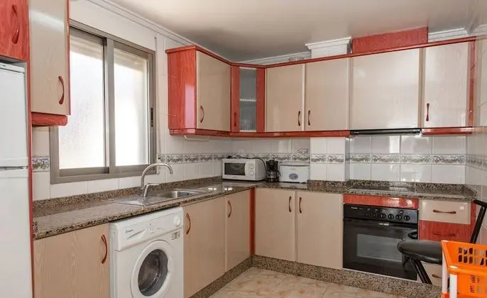 Apart Daire, 3 Yatak Odası, Balkon, Kısmi Deniz Manzaralı