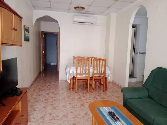 Apartamento, 1 habitación, planta baja (uso individual)
