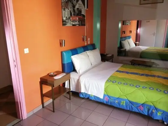 Tek Büyük Yataklı Oda