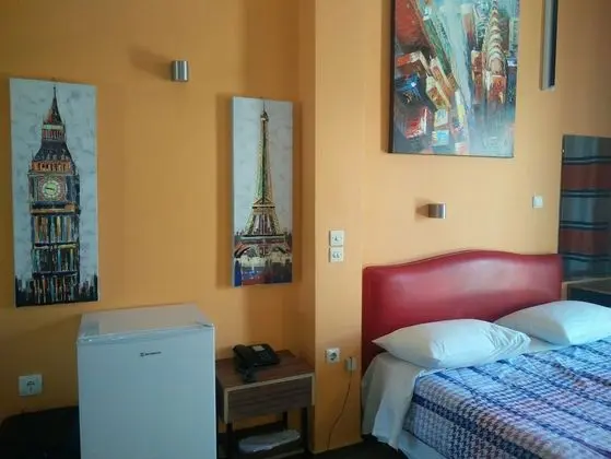 Tek Büyük Yataklı Oda