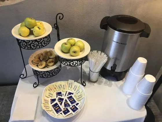 Tek Büyük Yataklı Oda, 2 Çift Kişilik Yatak
