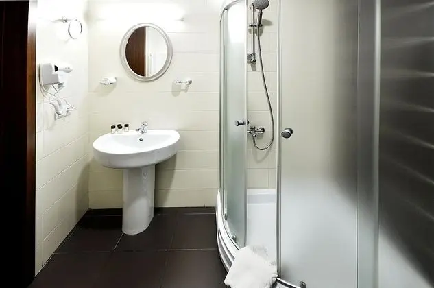 Standard Tek Büyük Yataklı Oda, Şehir Manzaralı